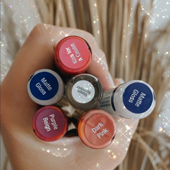 Lip sense collection - Picture 1 of 1